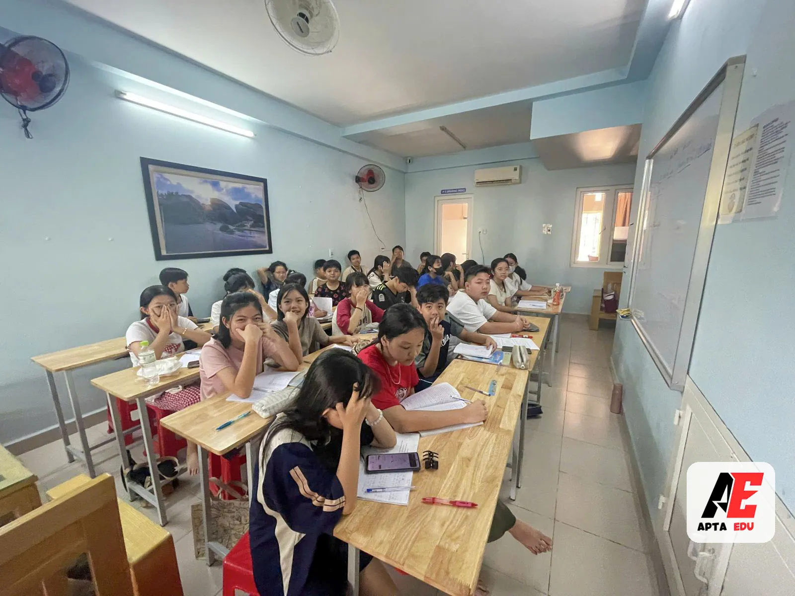 Phòng học lớn của trung tâm